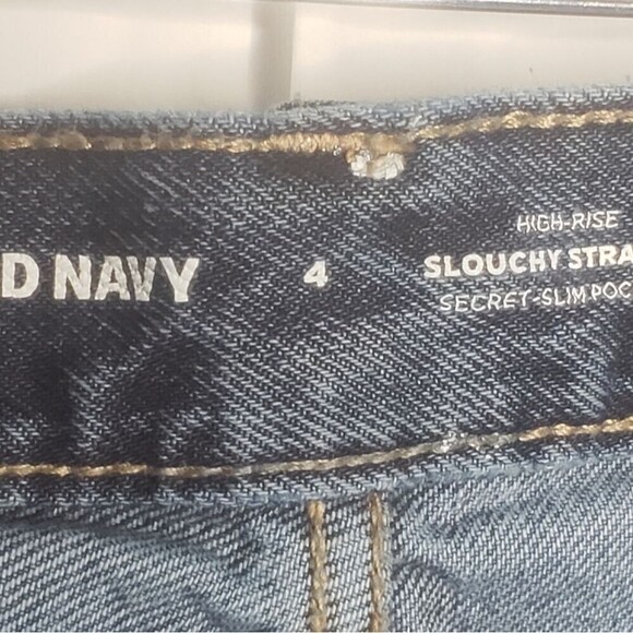 Old Navy High Rise Slouchy Straight Button Fly Ankle Jeans Distressed Size 4 - Picture 7 of 7